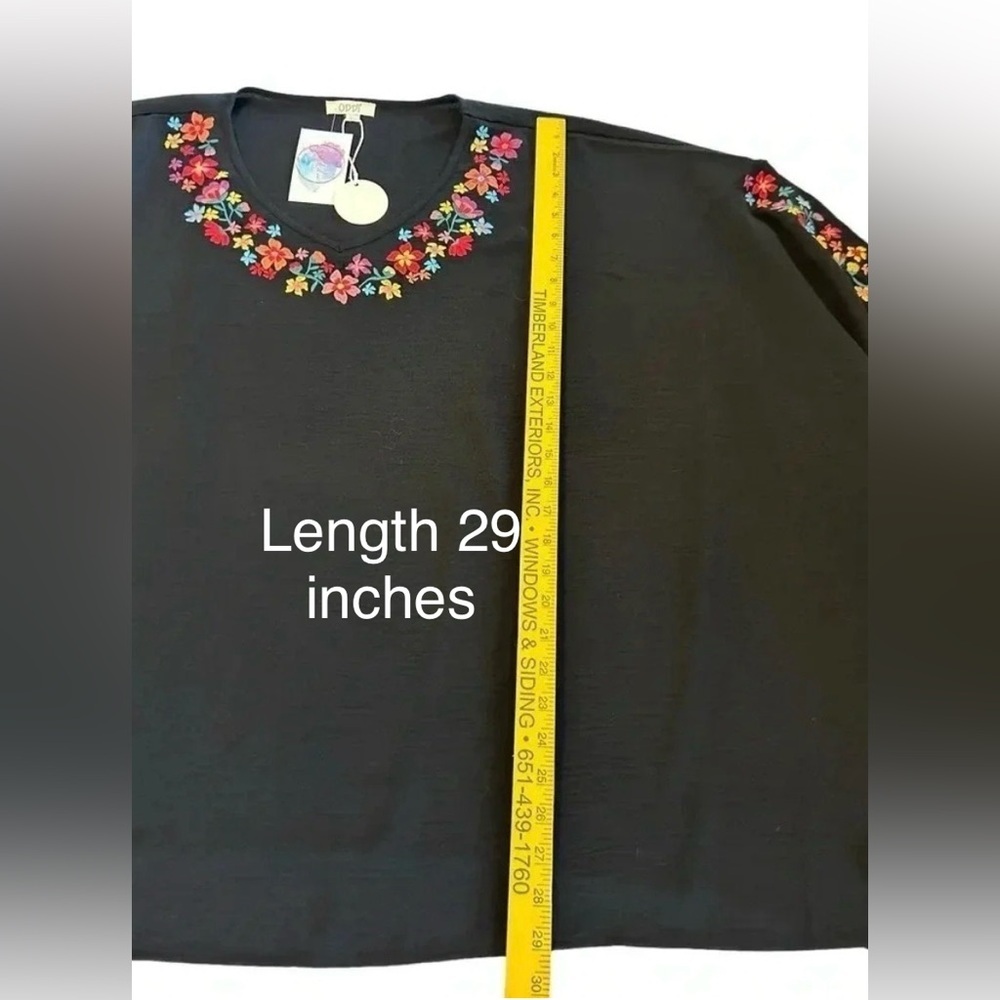 ODDI Women’s Poncho Size 2XL Black Embroidered Floral Details to V-Neck & Sleeve - Picture 12 of 12
